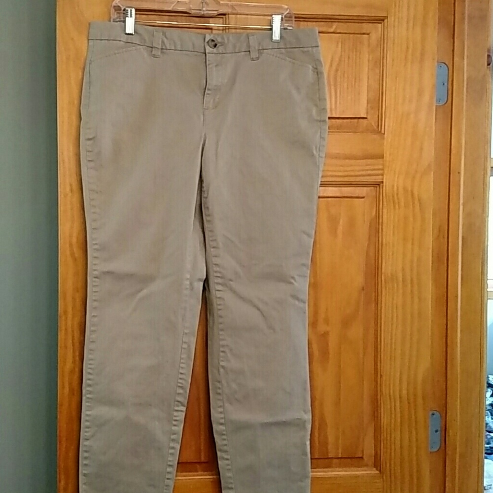 Faded Glory twill pants sz 14A